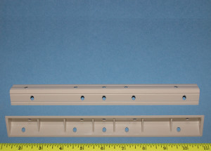 Vertical Corner Brace Almond 9-1/2" X 3/4" X 3/4", Pkg of 4