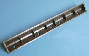 Vertical Corner Brace Brown 9-1/2" X 3/4" X 3/4", Bag of 4