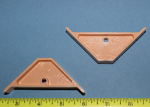 One Corner Brace Maple 2-1/2" X 2-1/2" X 3/4"