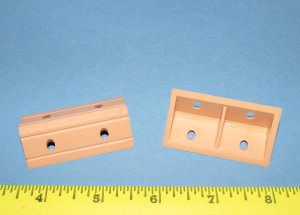 Vertical Corner Brace Maple 2" X 3/4" X 3/4", Pkg of 1000