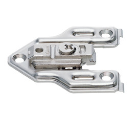 Clip Adapter Plate, For Face Frame, 3Mm, Cam Height Adjustable, Center Mount, Screw-On