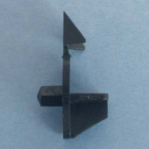Shelf Support Locking Wings 1/2" - 1/4" peg, Black, Pkg of 500