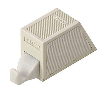 Salice DP3SNBR Push Latch, plastic, beige, without lip