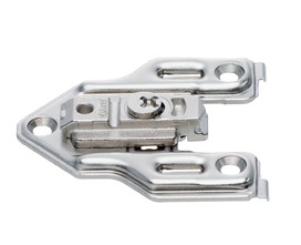 1 Clip Adapter Plate, For Face Frame, 0Mm, Cam Height Adjustable, Center Mount, Screw-On , 335/175H6000/1.1z