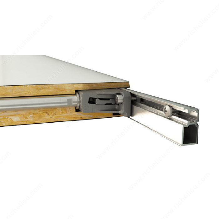 Triade Rail: Drywall Installation,