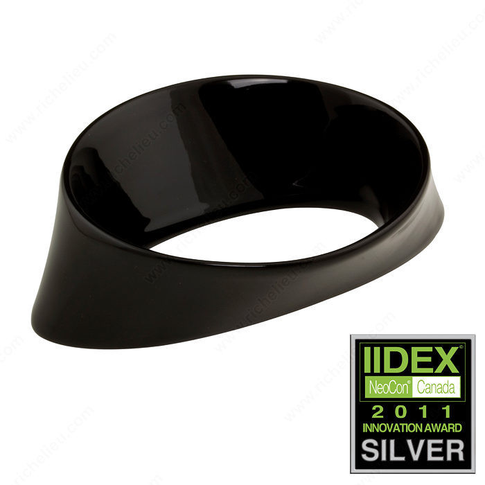 Contemporary Porcelain Pull - 2210, Porcelain, Finish Crackle Black
