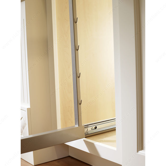 Slides for Upper Pull-Out