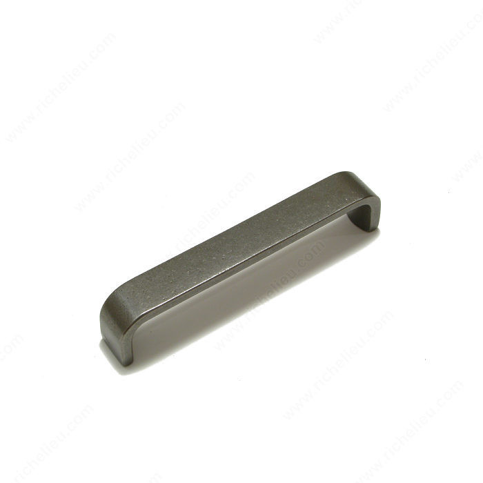 Traditional Cast Iron Pull - 3743, Center to Center 128 mm, Finish Natural Iron, Length - Overall Dimensions 136 mm