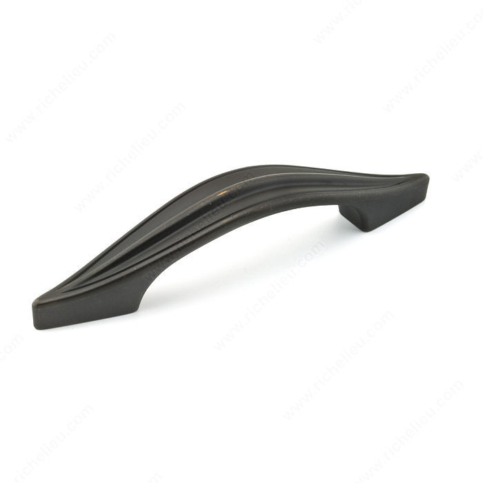 Transitional Metal Pull - 7615, Center to Center 128 mm, Finish Old America, Projection - Overall Dimensions 31.1 mm