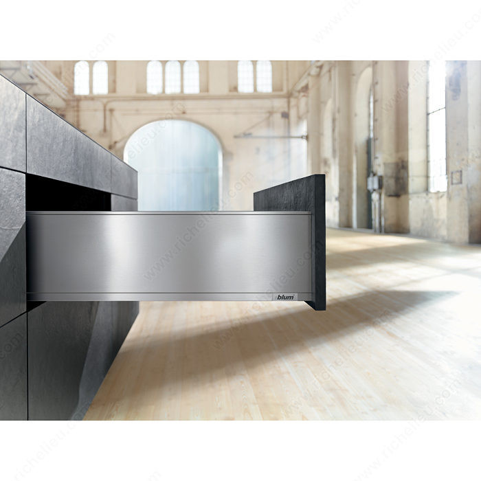 Drawer Side Set Left / Right, Finish Stainless Steel, Slide Length 550 mm, Drawer Height Legrabox M (90.5 mm, 3-9/16")