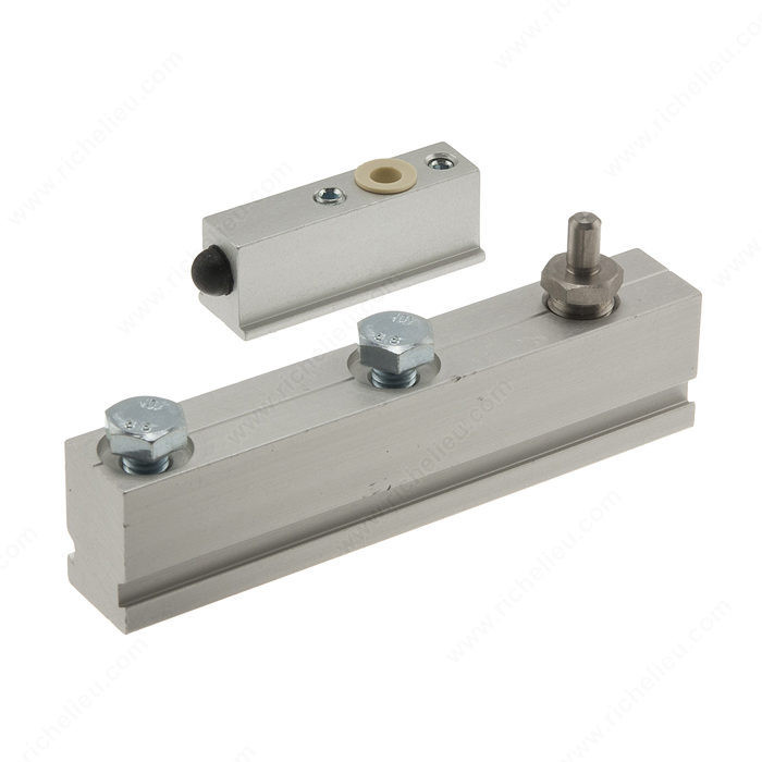 Thrust bearing for bottom guide channel, including driver,