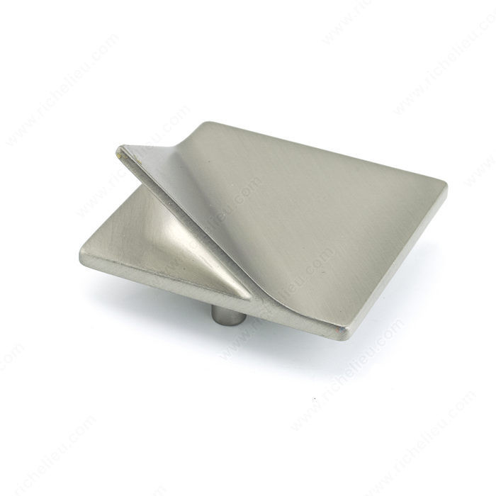Contemporary Metal Pull - 914, Center to Center 48 mm, Finish Brushed Nickel, Projection - Overall Dimensions 27 mm