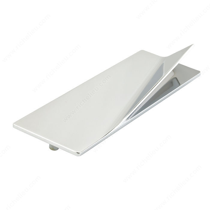 Contemporary Metal Pull - 914, Center to Center 128 mm, Finish Chrome, Projection - Overall Dimensions 25 mm