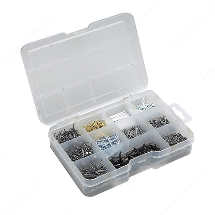 Nail Kit, Set of 620 assorted nails,
