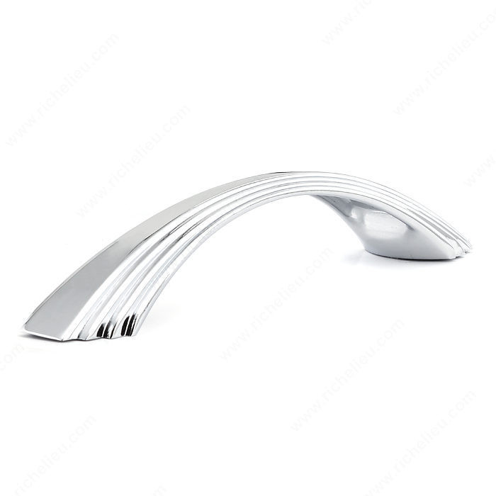 Contemporary Metal Pull - 4646, Center to Center 128 mm, Projection - Overall Dimensions 28.5 mm PRO-PACK 2