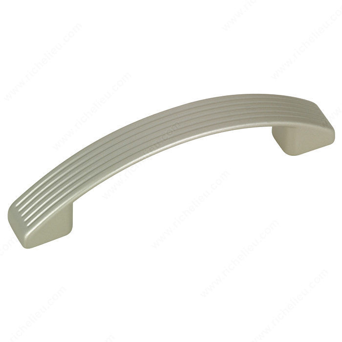 Contemporary Metal Pull - 621, Center to Center 96 mm, Finish Metallic Nickel, Projection - Overall Dimensions 28 mm