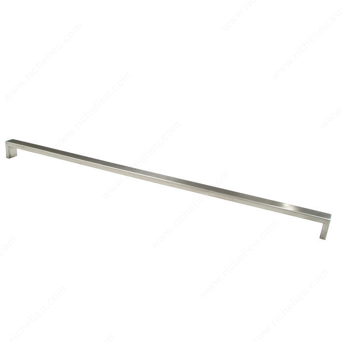Contemporary Stainless Steel Pull - 7544, Center to Center 526 mm, Finish Stainless Steel