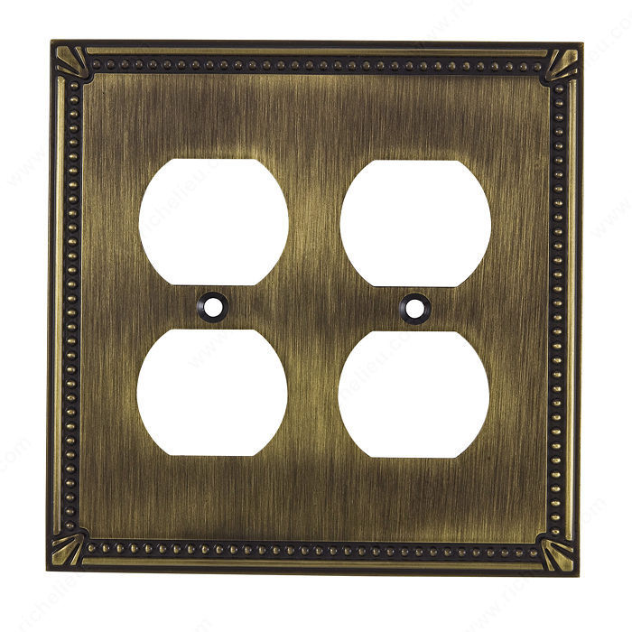 Switch plate Quadruple Receptacle - Traditional Style, Finish Antique English
