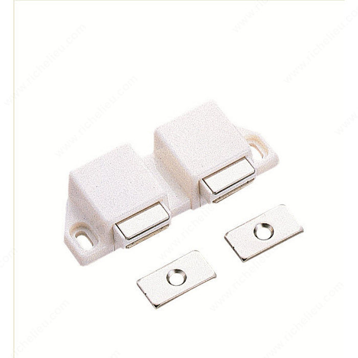 Double Magnetic Latch