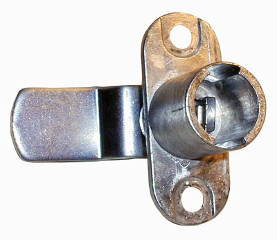 Drawer Lock, 90G Cam, Long Offset Cam,Setback 15/32". Top To Ctr 1-1/4"