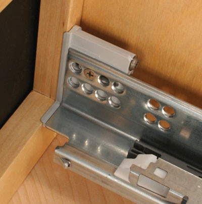 Inset Brackets for Undermount Slides, With Bottom Tab,